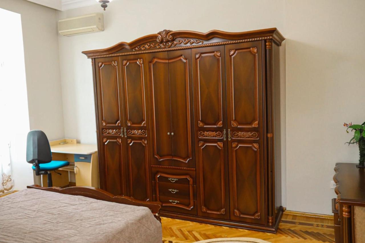 Azneft Royal Suite Apartment Sea View Baku Ngoại thất bức ảnh