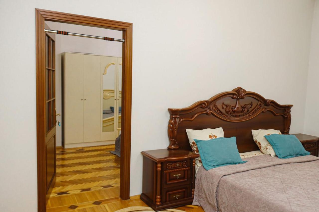Azneft Royal Suite Apartment Sea View Baku Ngoại thất bức ảnh