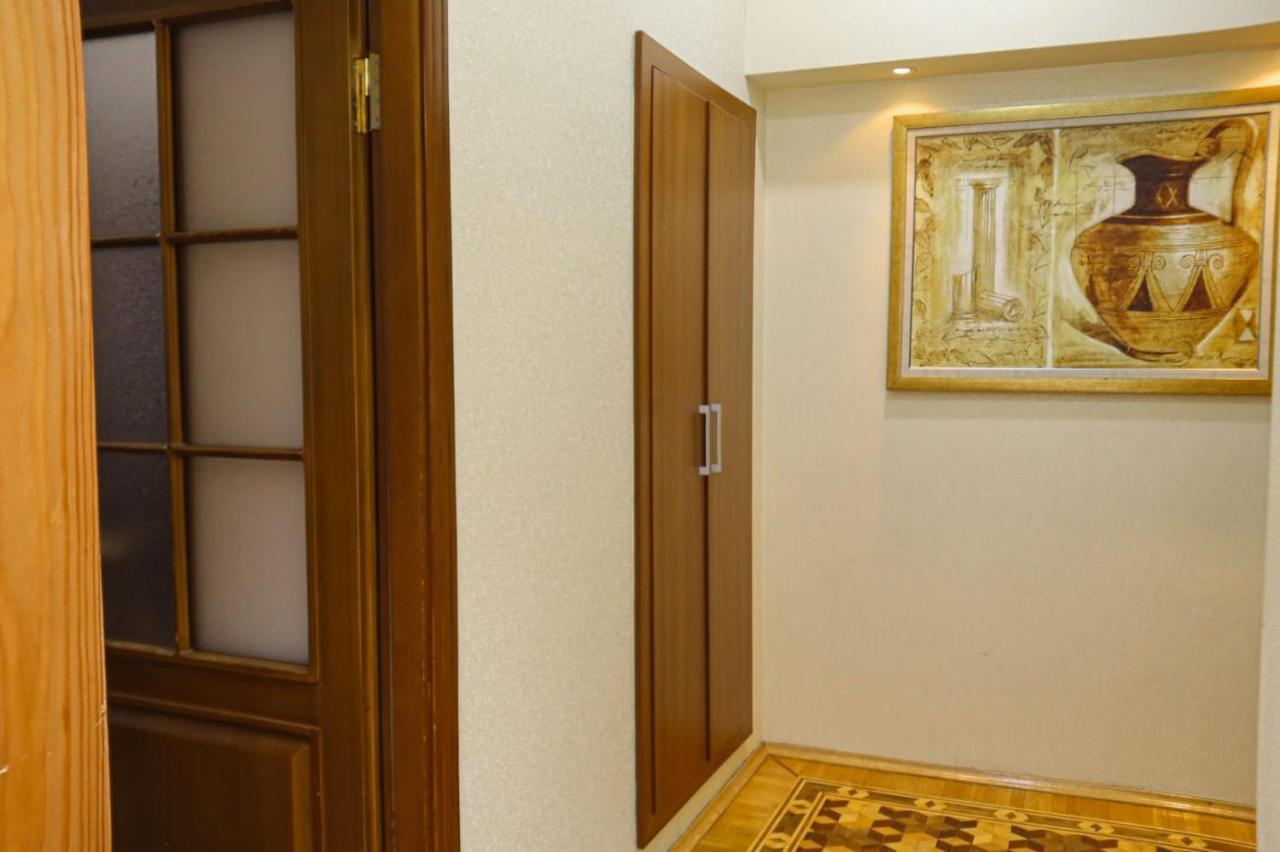 Azneft Royal Suite Apartment Sea View Baku Ngoại thất bức ảnh