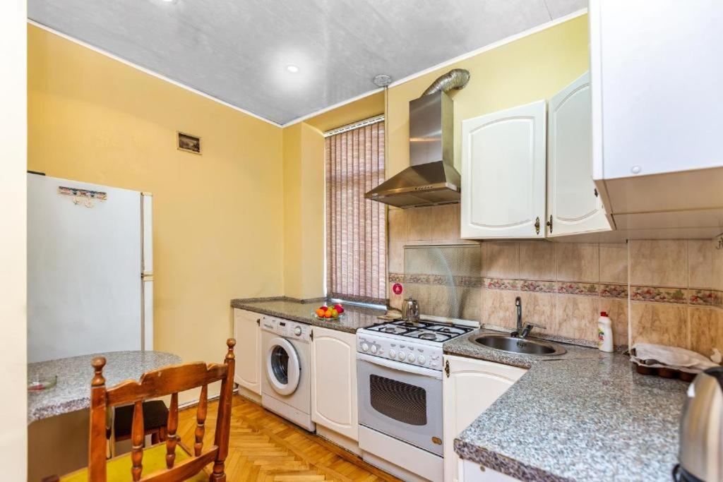Azneft Royal Suite Apartment Sea View Baku Ngoại thất bức ảnh