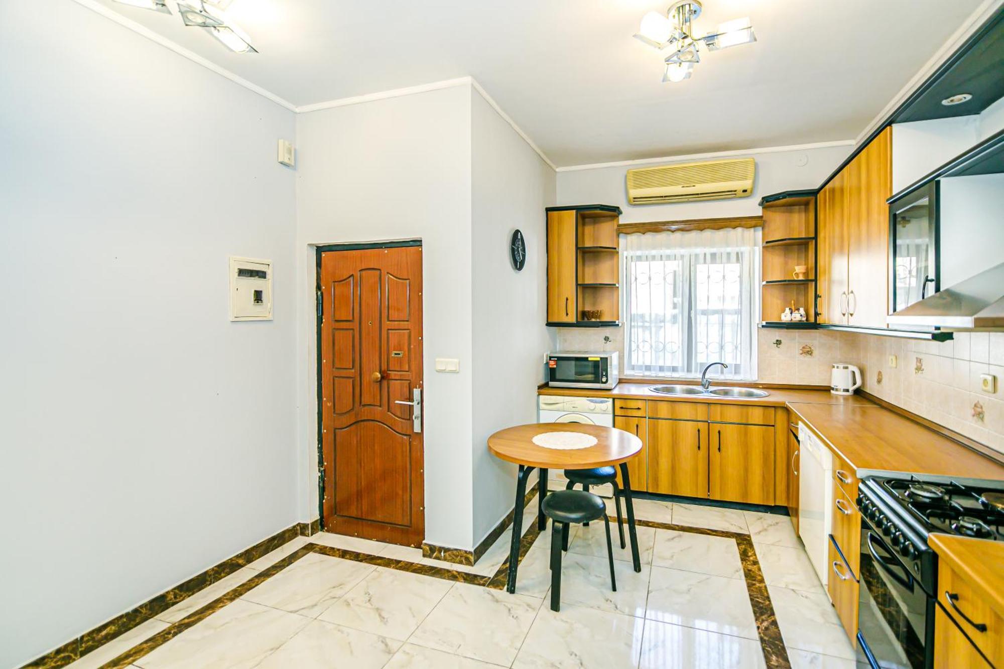 Azneft Royal Suite Apartment Sea View Baku Ngoại thất bức ảnh